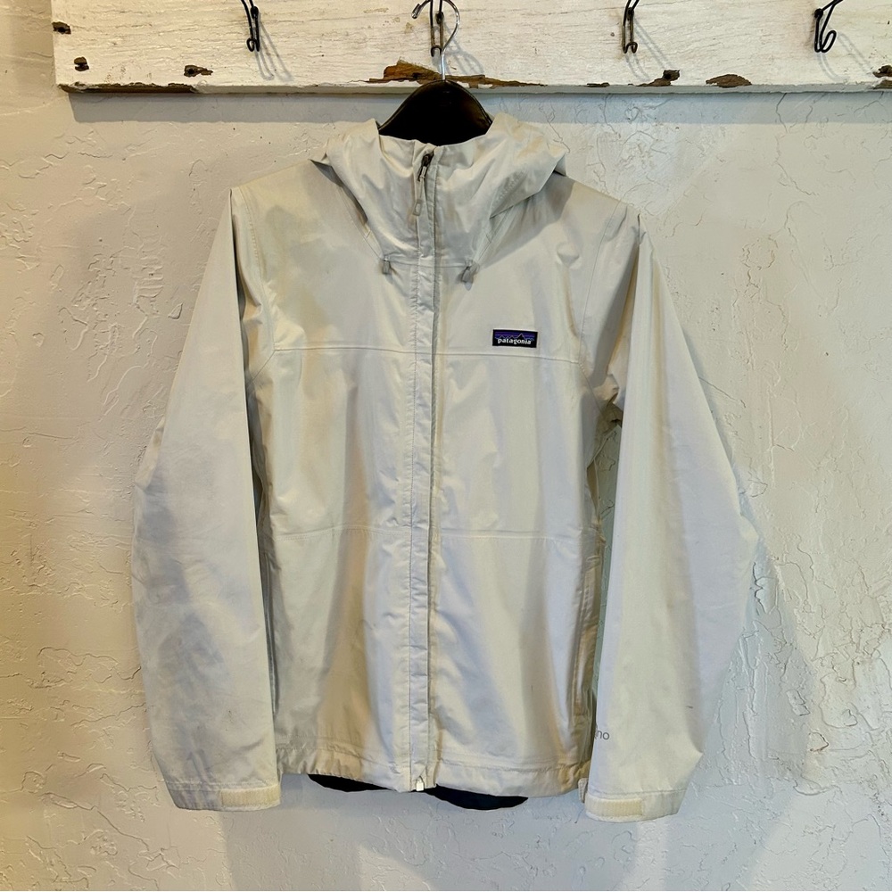 Patagonia Women's torrentshell rain jacket - Picture 6 of 12